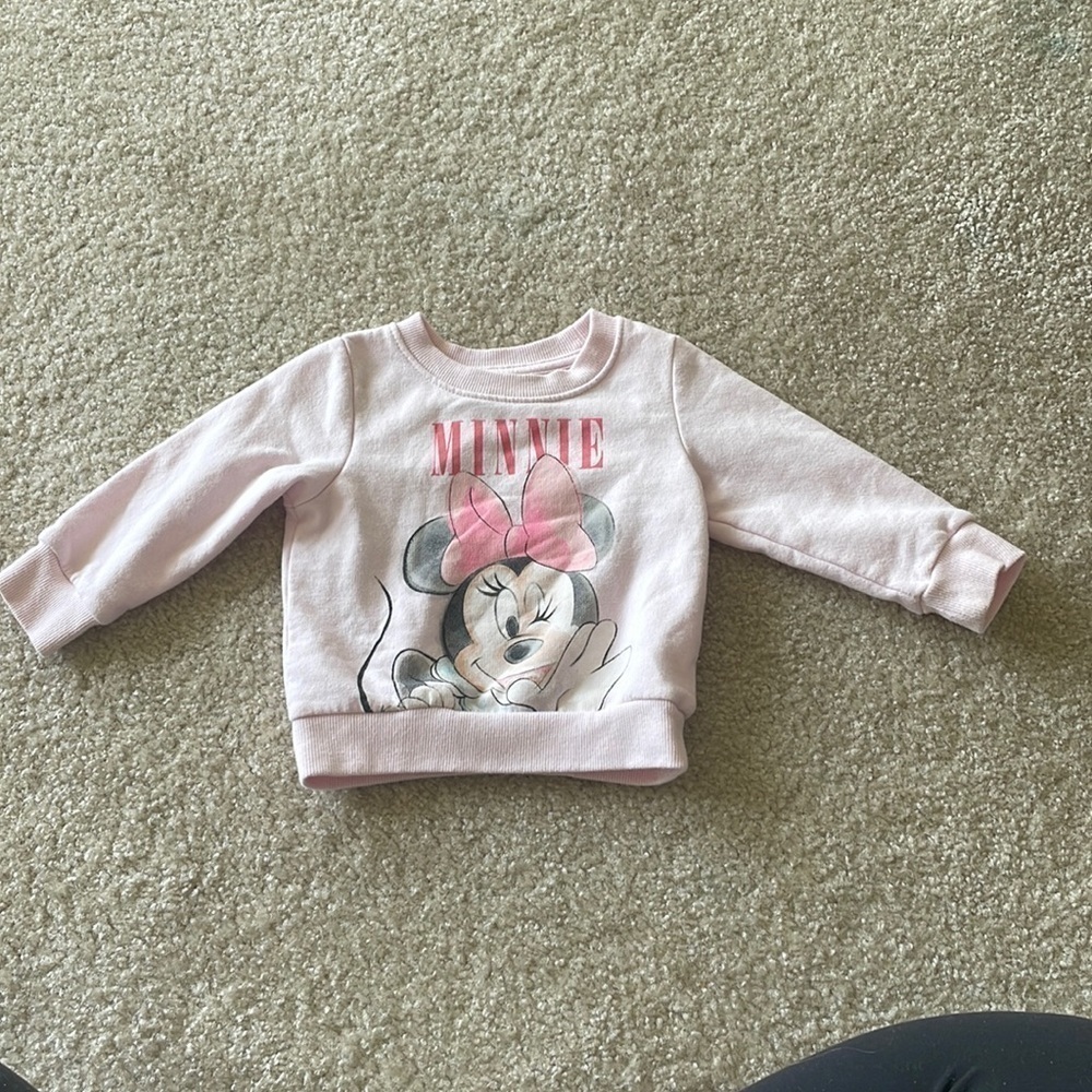 Minnie Mouse sweatshirt